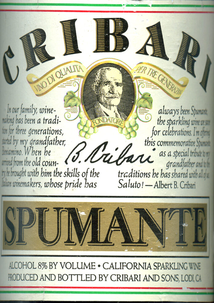 Cribari Spumante label